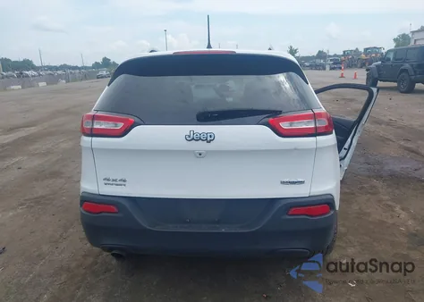 2018 Jeep Cherokee Latitude Plus 4X4 из США, поврежденный, VIN 1C4PJMLB4JD572571
